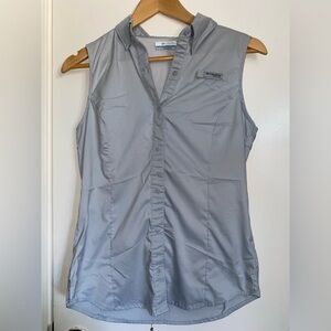 Columbia Gray PFG vest shirt